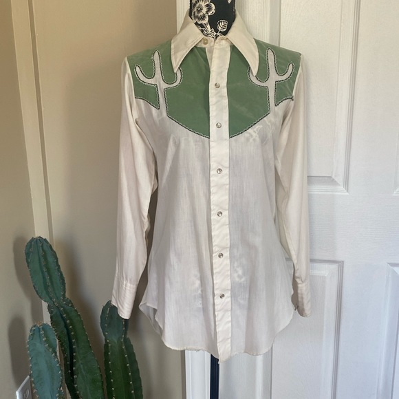 🌵🏜️Vintage Cactus Button Down Shirt🏜️🌵 - Picture 3 of 12